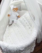 KNITTING PATTERN COPY white