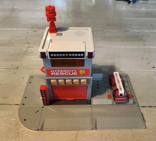 Tomica hypercity rescue fire - tomica,