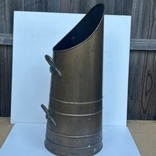 VINTAGE BRASS FINISH METAL TALL OPEN FIRE SIDE COAL SCUTTLE SCOOP.
