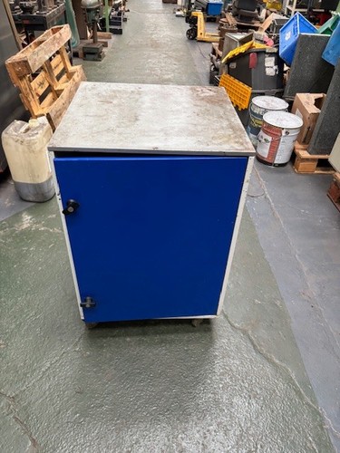 Bott cabinet - bott,