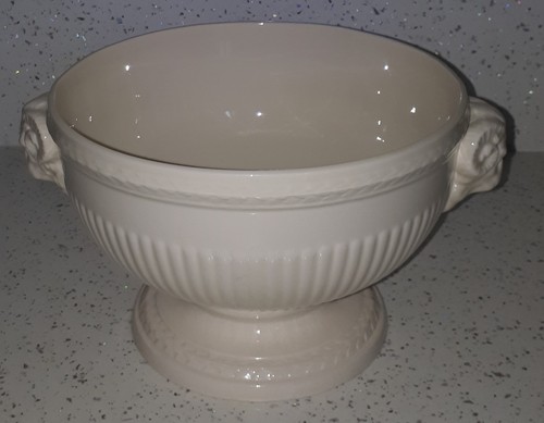 Wedgwood edme serving footed - wedgwood,