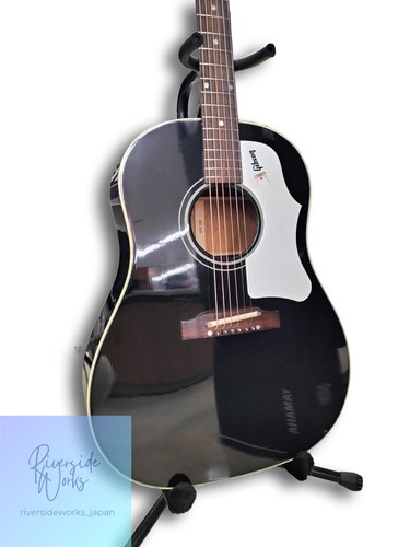 Gibson acoustic guitar - acoustic, j-45