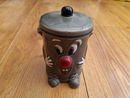 Original dusty bin - 3-2-1,
