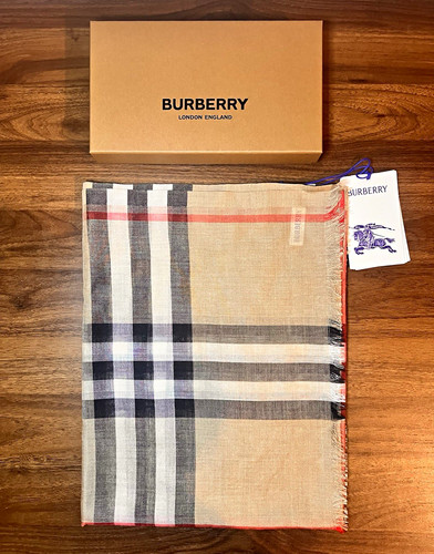 Brand new burberry classic - new,