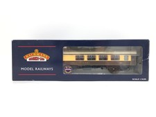 WITH LIGHTING Bachmann Coach BR Mk1 BSP Pullman The Hadrian Bar Second 39-320