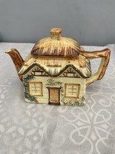 Keele Street Pottery Co. Hand