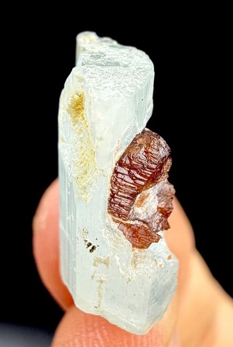 Aquamarine crystal combine - aquamarine,