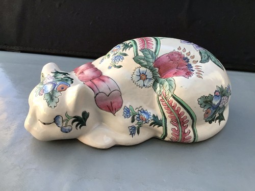 Chinese porcelain sleeping - ,