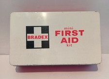 CLASSIC MINI COOPER S RACE RALLY CAR BRADEX * MINI * FIRST AID KIT COMPLETE NOS