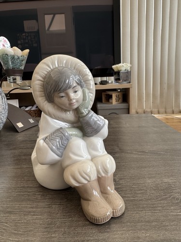 Lladró nao porcelain figurine - nao,
