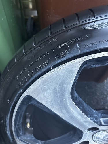 Golf wheels few - marks, 4