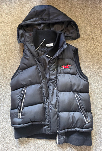 Hollister black hooded puffer - hollister,