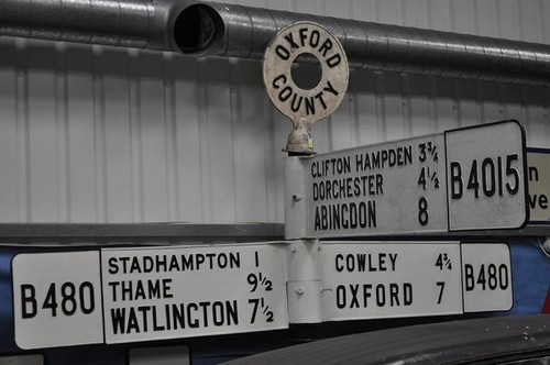 Photo 6x4 old direction - old, sign