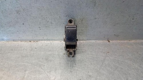 254110v000 rear window control - rear,