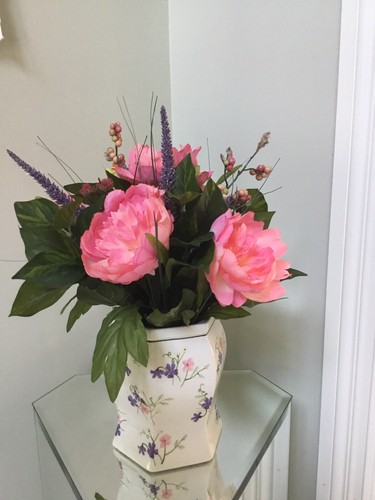 Artificial floral arrangement - artificial,