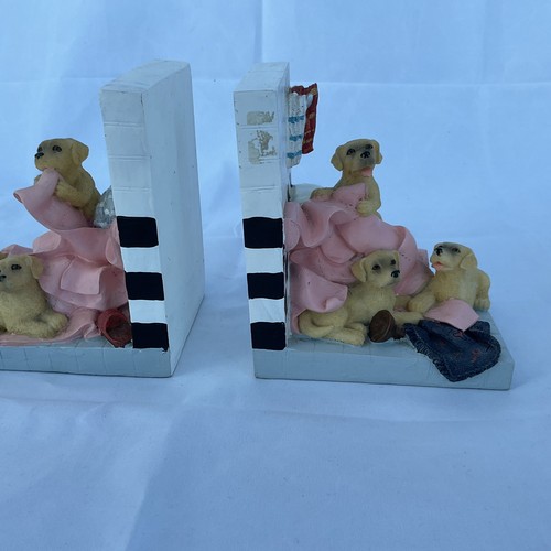 Bookends mischievous labrador - mischievous,
