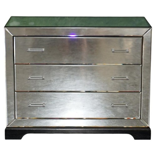 Mirrored chest drawers in - drawers,