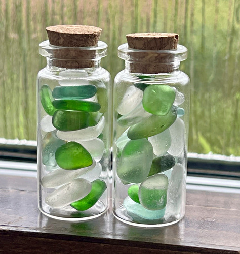 Small corked glass bottles - 2,
