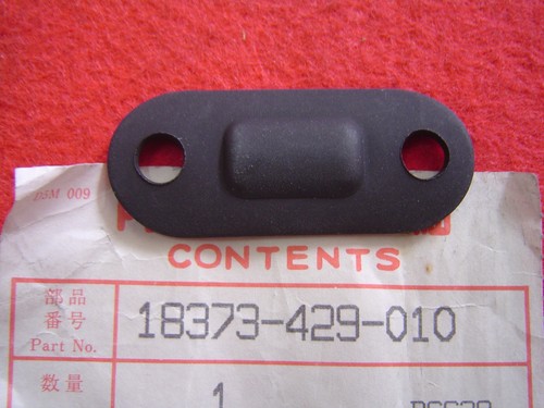 Exhaust muffler hatch - exhaust,