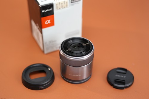Sony 30mm macro lens - sony, e