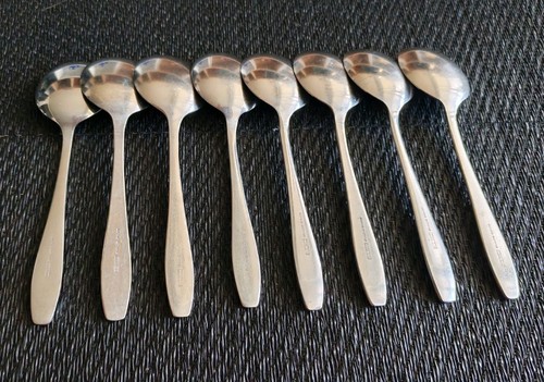 Old hall england soup - england, spoons