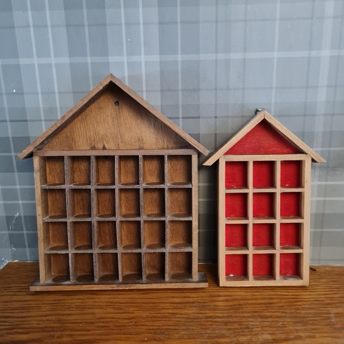 Wood thimble display case
