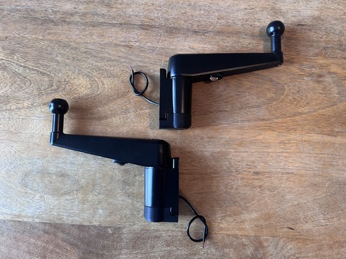 Pair landrover wing mirror - of,