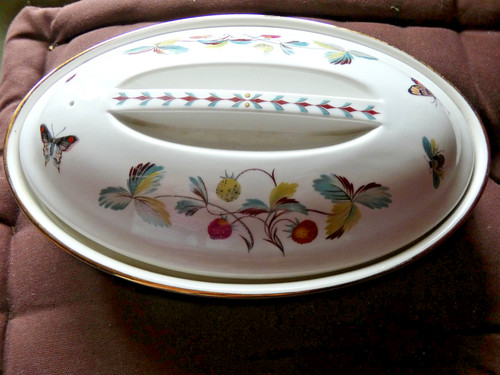 Royal worcester strawberry - royal,