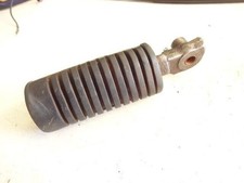 HONDA CB400F CB400/4 SUPERSPORT  - RIDERS RIGHT FOOTREST WITH RUBBER