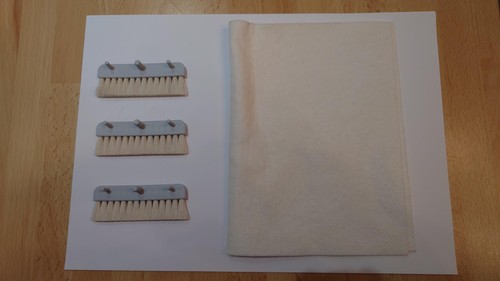 Moistening brush - brush, &