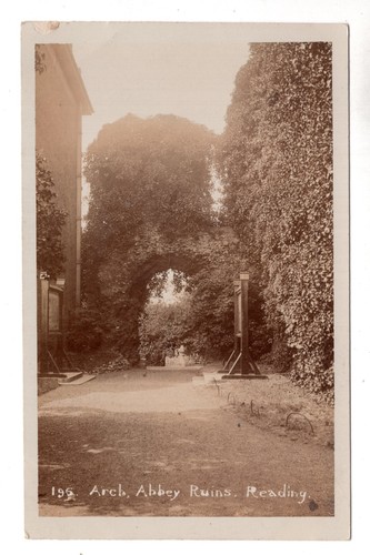 Berkshire reading arch - -,