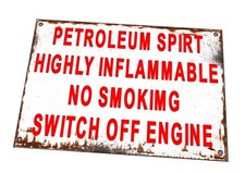 Vintage Petroleum Spirt Garage
