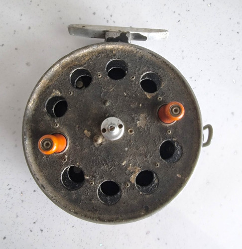 Speedia center pin reel