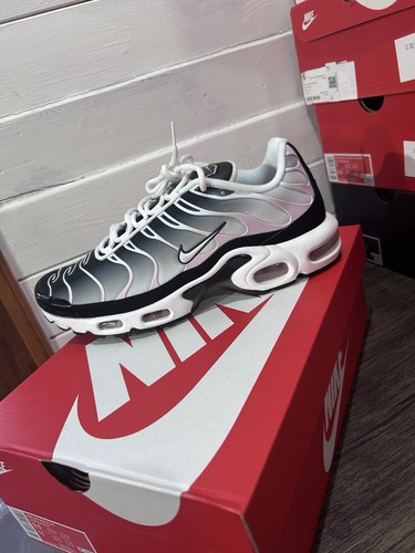 Nike air max plus tuned - air,
