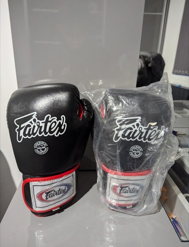 14oz boxing gloves - boxing, gloves.