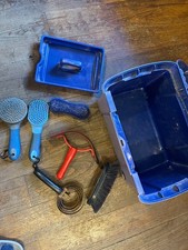 Horse/pony grooming kit various brushes