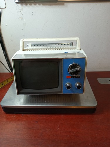 Vintage 1972 sony mini - vintage,