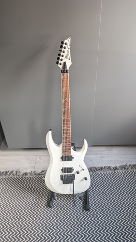 Ibanez rgd320z electric guitar - electric,