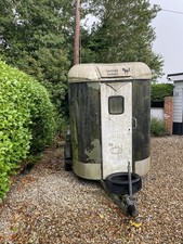 Sinclair Horse Box Trailer for 2 Horses