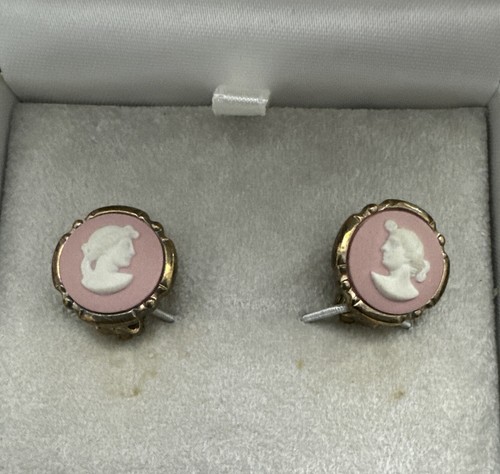 Vintage wedgwood pink - wedgwood, lady