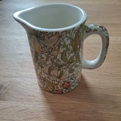 Small jug prob - small, heron