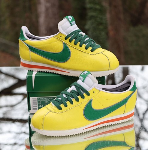 Nike cortez stranger - stranger, things