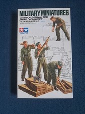 Tamiya Military Miniatures 1.35 Scale German Tank Ammo-Loading Crew.