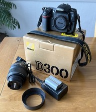 Nikon D300 12.3MP Digital SLR
