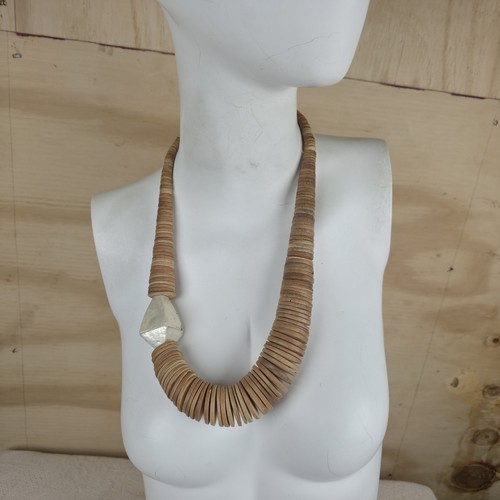Chunky wooden disc necklace - chunky,