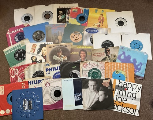 Vinyl singles job - lot, 32