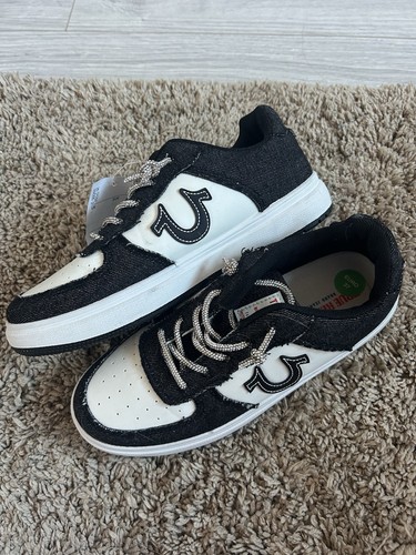 True religion black and white - true,