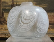 VINTAGE SAUNDERS AND WALLACE STUDIO GLASS VASE SIGNED AND DATED 1982