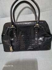 Dents  Black Croc Embossed