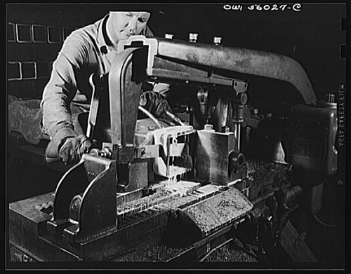 Photo 1930s man - man, operating